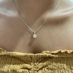 1.98 carat necklace, 20k carat gold setting